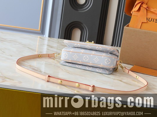 1:1 Louis Vuitton Bags Métis M46279 21.5x13.5x6cm ss9