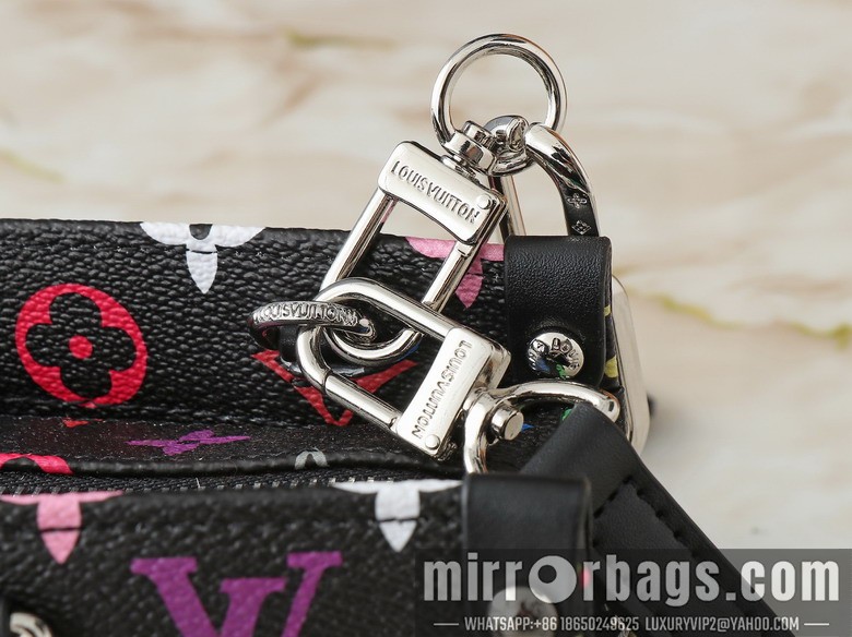 1:1 Louis Vuitton Bags On M46653 25x13x10cm ss1