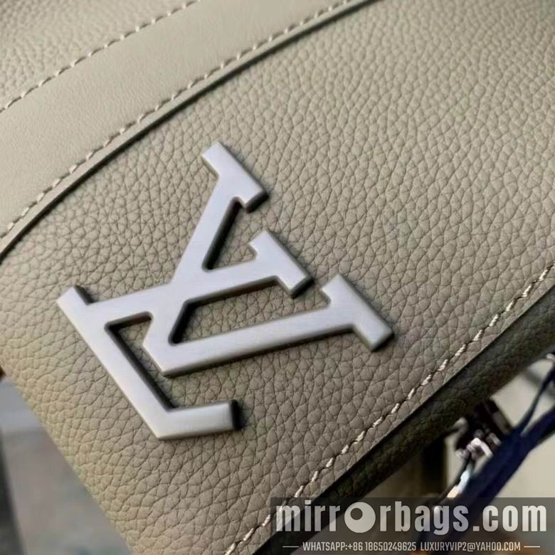 1:1 Louis Vuitton Bags M21437 27X17X13cm WP