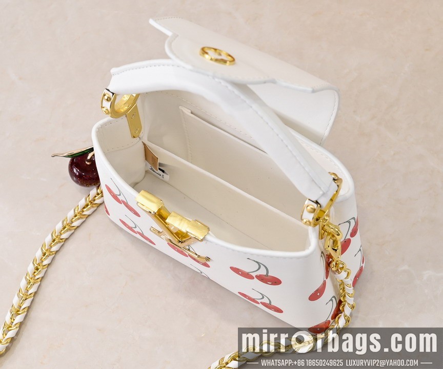 1:1 Louis Vuitton Bags Cap M59939 21x14x8cm ss3