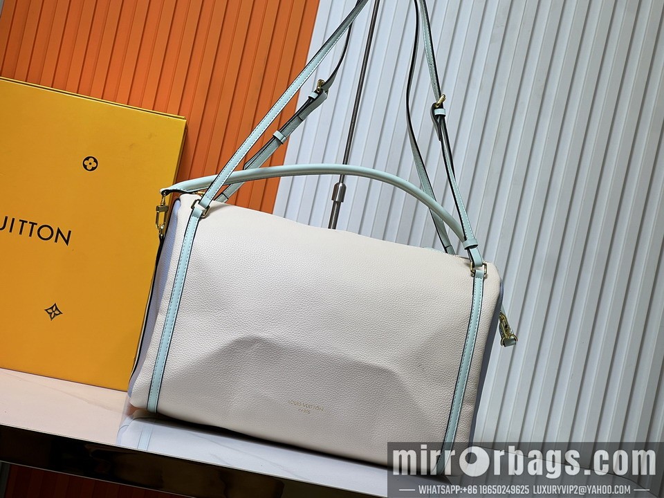 1:1 Louis Vuitton Bags M13668 40x20x25cm ss3