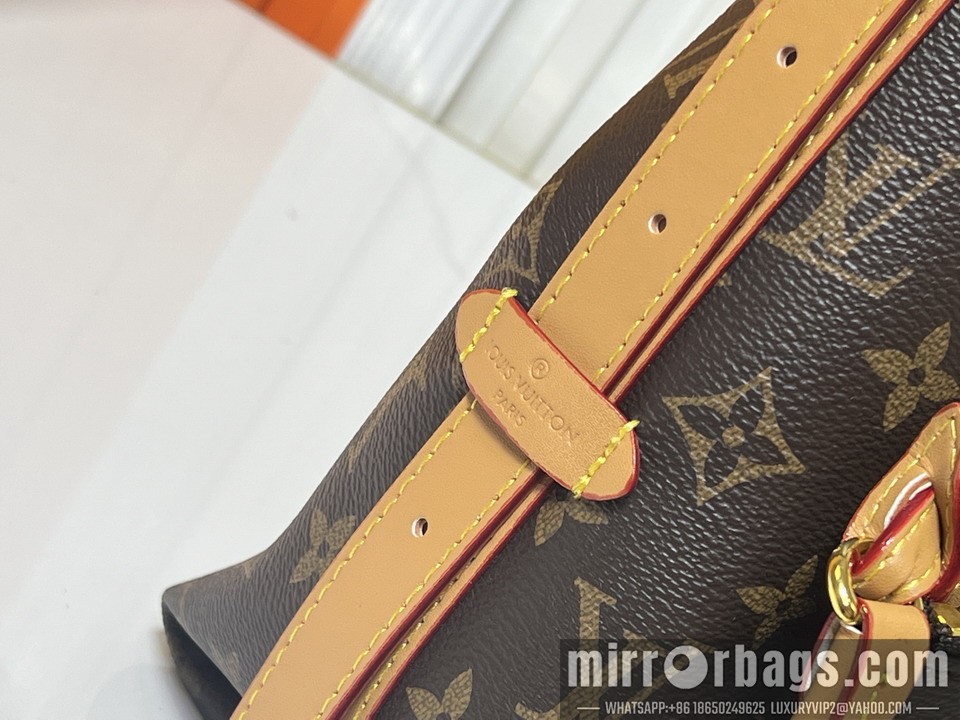 1:1 Louis Vuitton Bags CarryAll M24861 29x24x12cm ss1