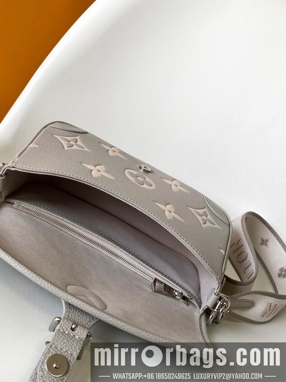 1:1 Louis Vuitton Bags M14214 23X16X8.5cm WP