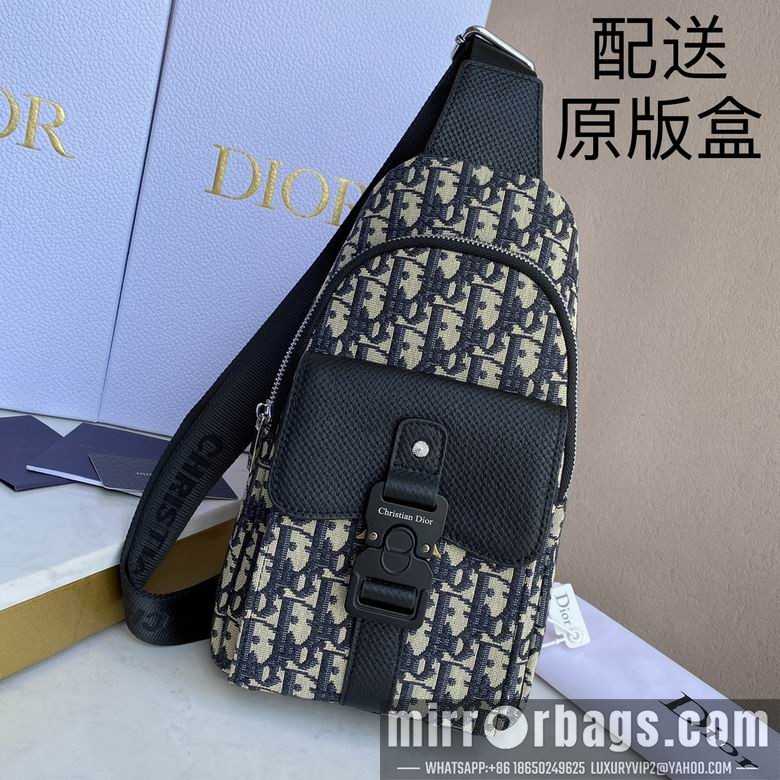 1:1 Louis Vuitton Bags 1042 30X18X5.5cm WP
