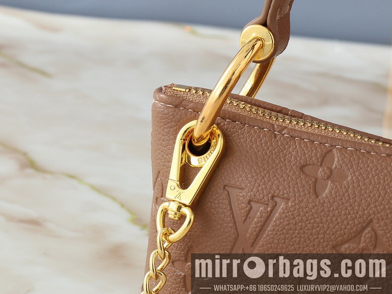 1:1 Louis Vuitton Bags Sevres M12174 25x13x5cm ss5