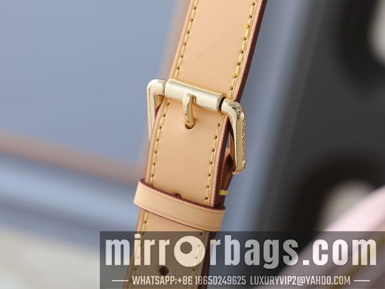 1:1 Louis Vuitton Bags Vintage M95050 30x10x19cm ss1