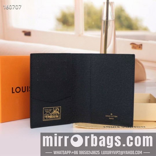 1:1 Louis Vuitton Bags M64502 10x14x2.5cm ss