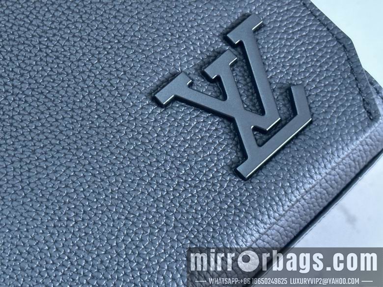 1:1 Louis Vuitton Bags M24769 22X16.5X7cm WP