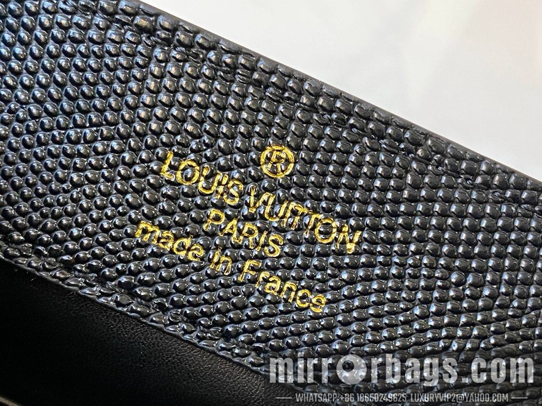 1:1 Louis Vuitton Bags Cap M12297 21x14x8cm ss