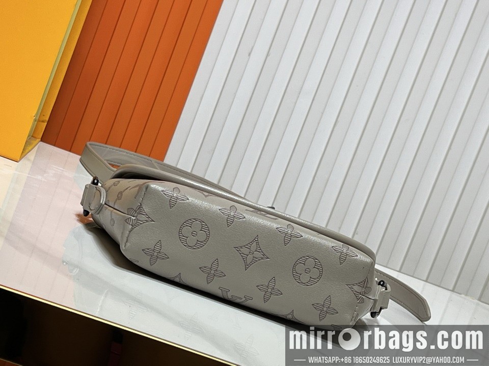 1:1 Louis Vuitton Bags Pulse M14116 16x5x22.5cm ss