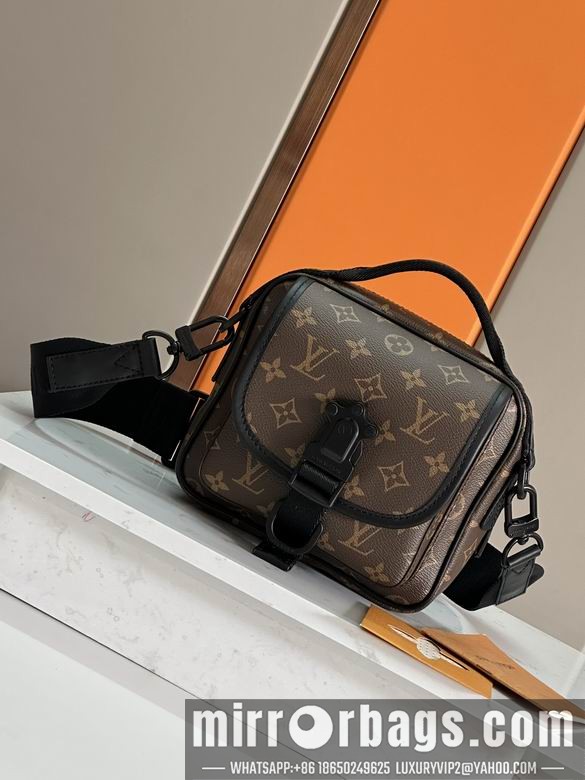 1:1 Louis Vuitton Bags Quest 46973 18X18X10cm WP