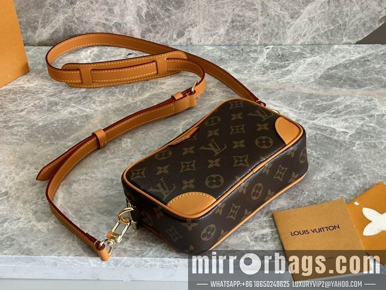 1:1 Louis Vuitton Bags M14058 13X6.5X20cm WP