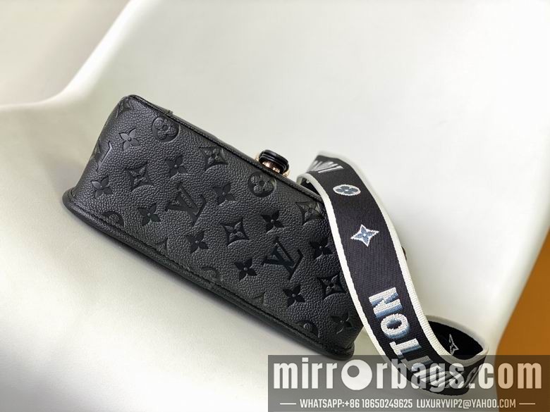 1:1 Louis Vuitton Bags M46386 23X16X8.5cm WP
