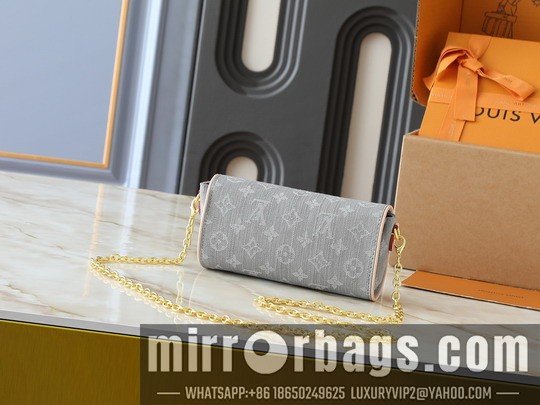 1:1 Louis Vuitton Bags Camille M13566 20.5x11x6cm ss1