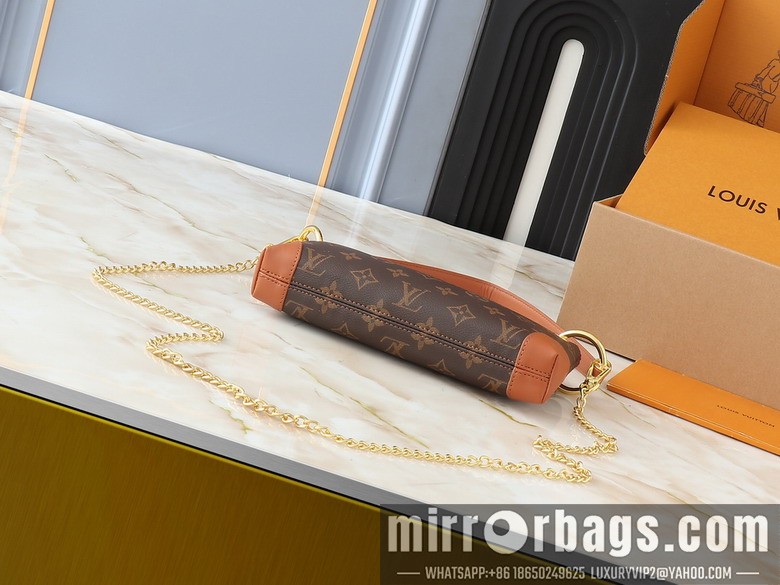 1:1 Louis Vuitton Bags Sevres M12174 25x13x5cm ss7