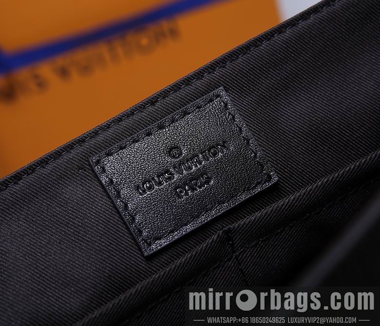 1:1 Louis Vuitton Bags M57080 30.5X24X10cm WP
