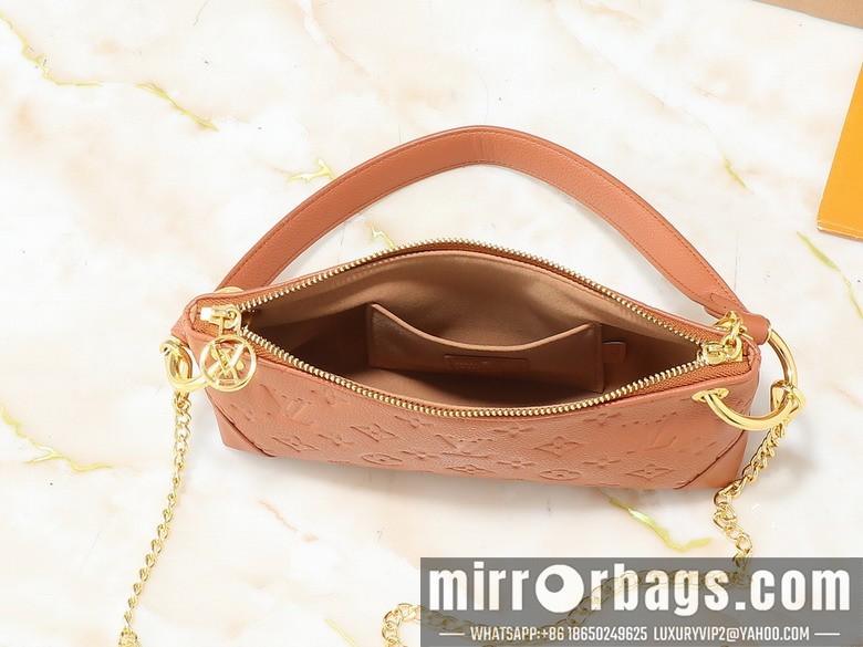 1:1 Louis Vuitton Bags Sevres M12174 25x13x5cm ss1