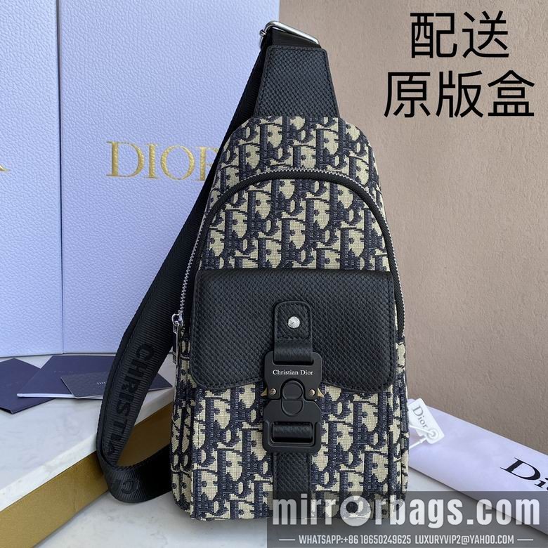 1:1 Louis Vuitton Bags 1042 30X18X5.5cm WP