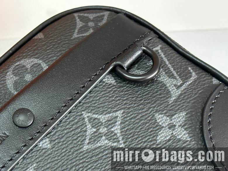 1:1 Louis Vuitton Bags M82542 11X18.5X6.5cm WP