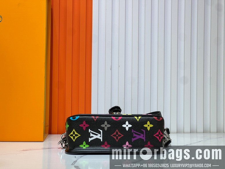 1:1 Louis Vuitton Bags Diane M83566 19x10.5x6cm ss