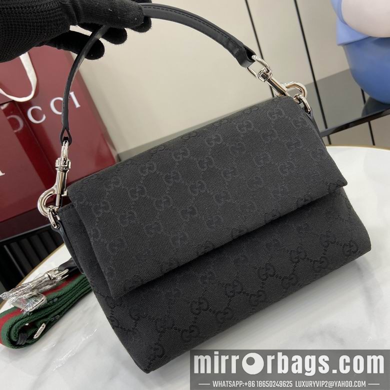 Gucci Bags 821617 19X15X7cm YG 2colour