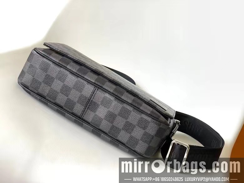 1:1 Louis Vuitton Bags M46255 26X20X7cm WP 2colour