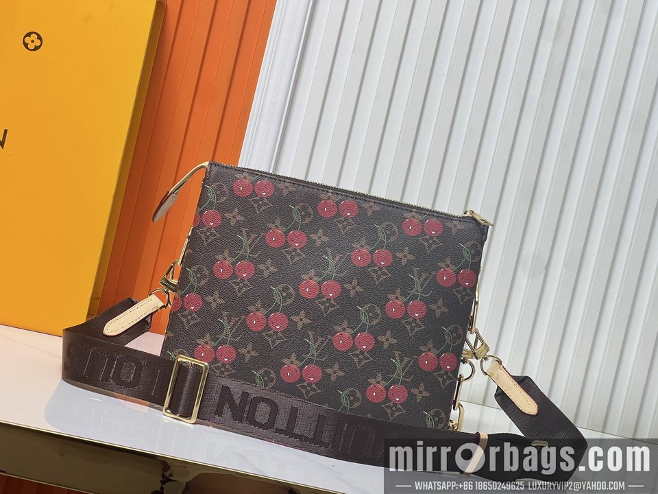 1:1 Louis Vuitton Bags Coussin M57790 26x20x12cm ss2