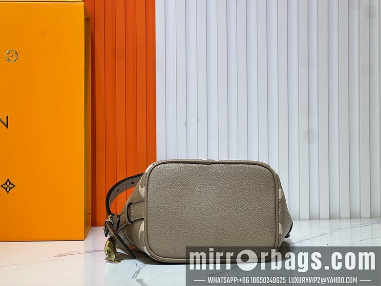 1:1 Louis Vuitton Bags ALL In M12925 16x12x18cm ss