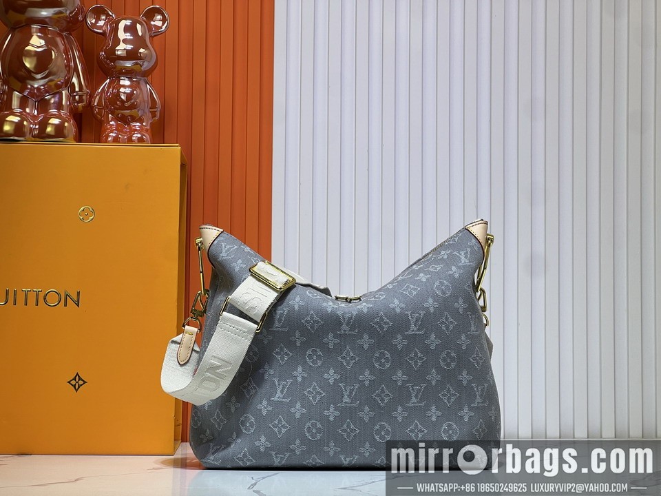 1:1 Louis Vuitton Bags Coussin M12068 38x33x10cm ss2