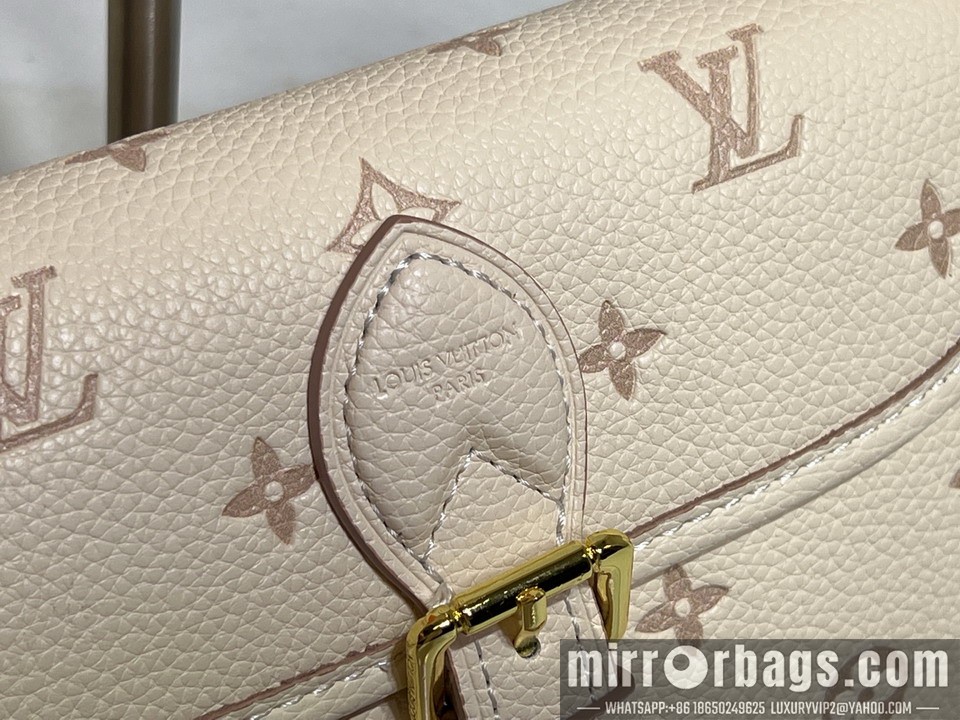 1:1 Louis Vuitton Bags Diane M13642 19x10.5x6cm ss