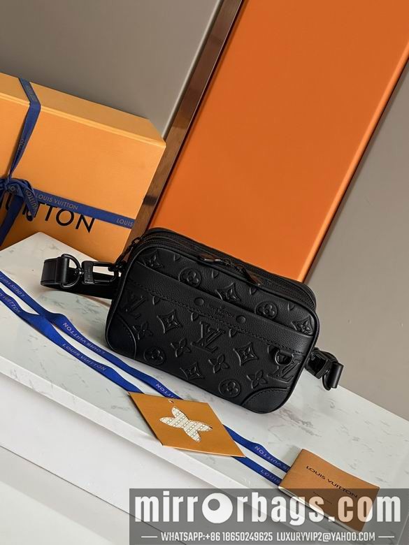 1:1 Louis Vuitton Bags M82544 11X18.5X6.5cm WP