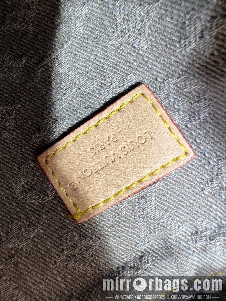 1:1 Louis Vuitton Bags M83043 18x20cm ss2