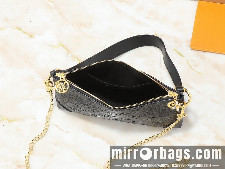 1:1 Louis Vuitton Bags Sevres M12174 25x13x5cm ss2