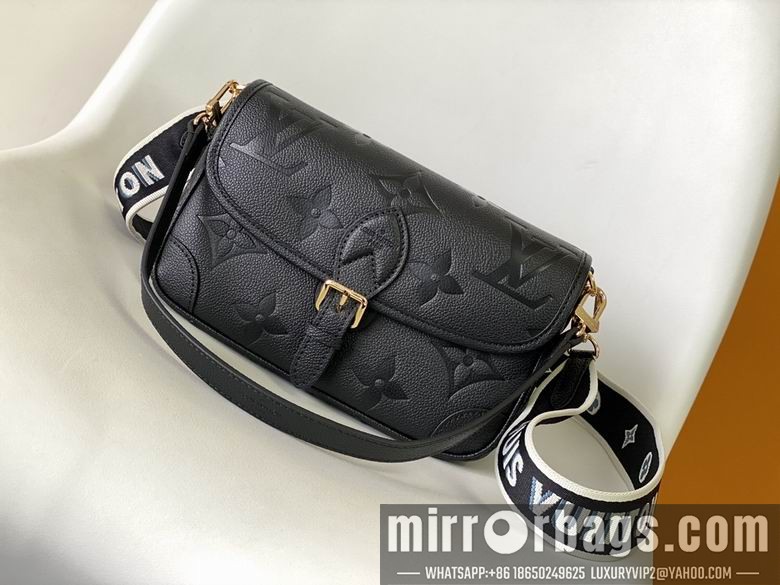 1:1 Louis Vuitton Bags M46386 23X16X8.5cm WP