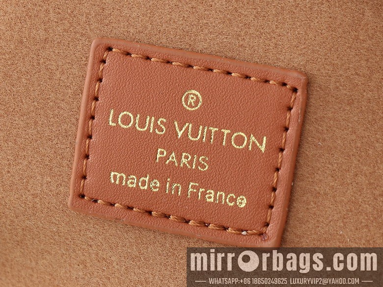 1:1 Louis Vuitton Bags Sevres M12174 25x13x5cm ss7