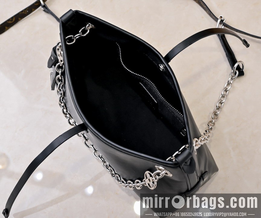 1:1 Louis Vuitton Bags M13014 26x17x10cm ss