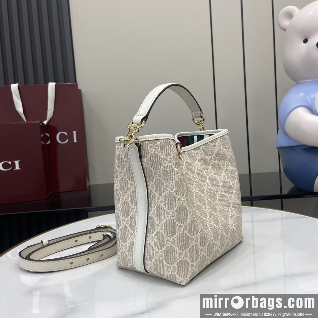 Gucci Bags 815118 19X18X11cm