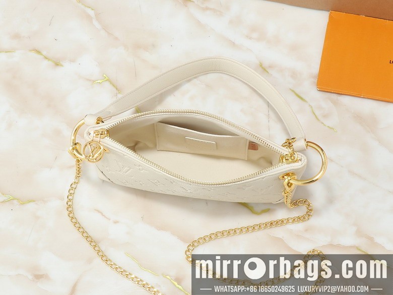 1:1 Louis Vuitton Bags Sevres M12174 25x13x5cm ss4