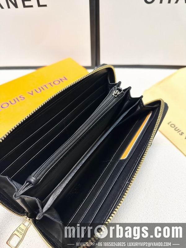 1:1 Louis Vuitton Bags LV 20x10cm ZC