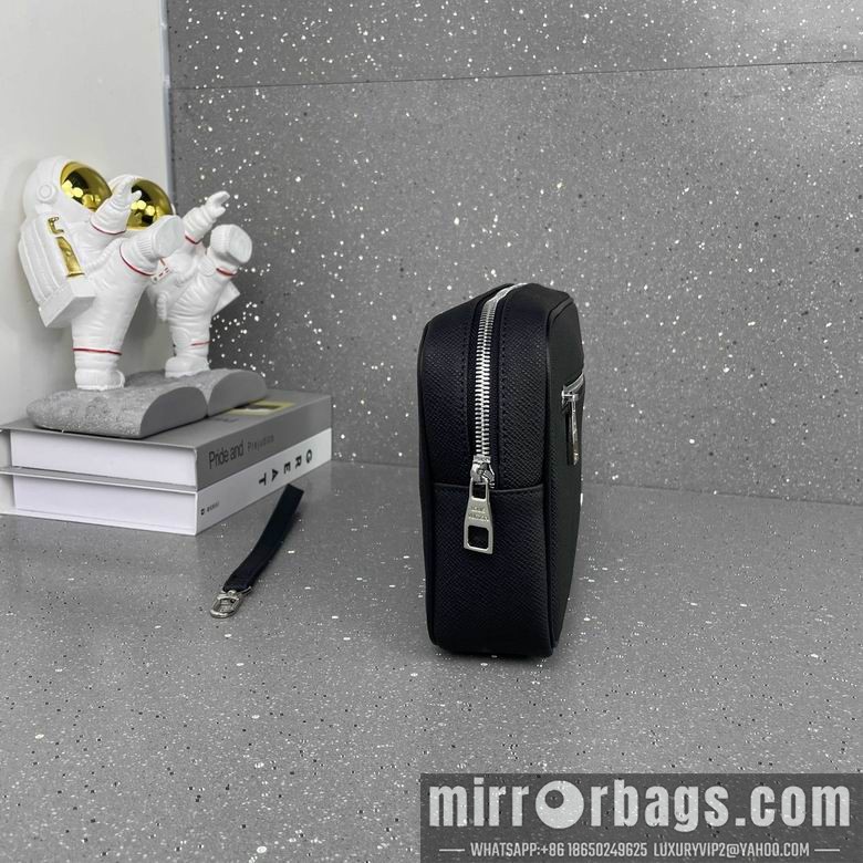 1:1 Louis Vuitton Bags 2502905-4 25X16X5.5cm WP