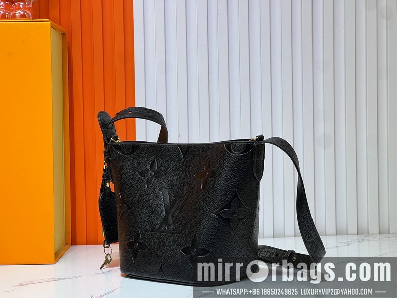 1:1 Louis Vuitton Bags ALL In M12925 16x12x18cm ss2