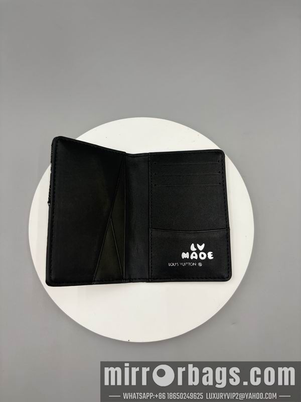 1:1 Louis Vuitton Bags M81015 8x11x1cm ZC 2色