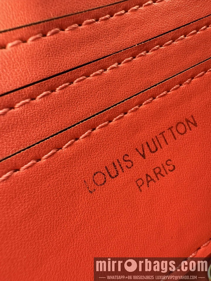 1:1 Louis Vuitton Bags Chain M14564 11.5x4x20cm ss2