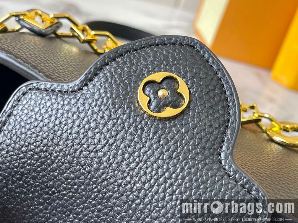 1:1 Louis Vuitton Bags Cap M14393 22x12x8cm ss