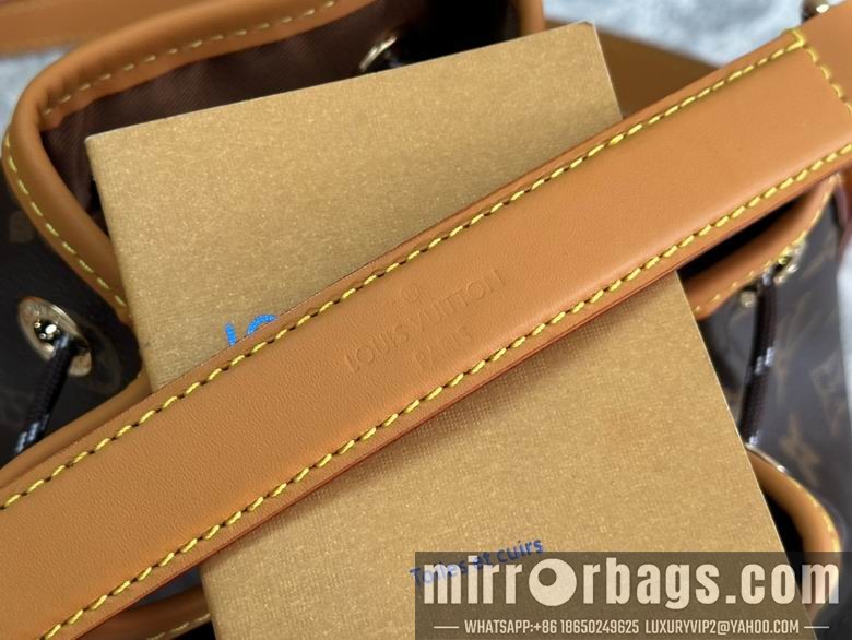 1:1 Louis Vuitton Bags M14017 24X16X22cm WP