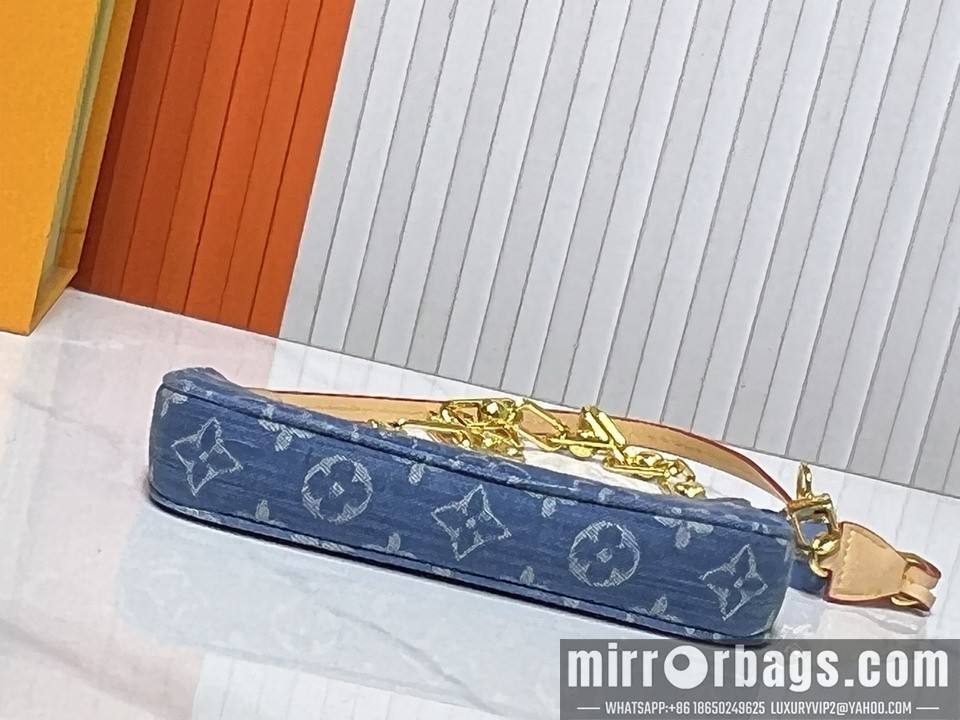 1:1 Louis Vuitton Bags Pochette Acc M13404 22x13x4cm ss2