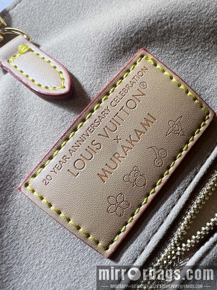 1:1 Louis Vuitton Bags On M13081 35x27x14cm ss