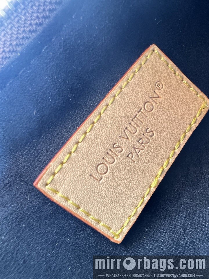 1:1 Louis Vuitton Bags Liv chette 25784 23x10x4cm ss