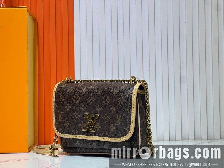 1:1 Louis Vuitton Bags M57072 23x17x11cm ss