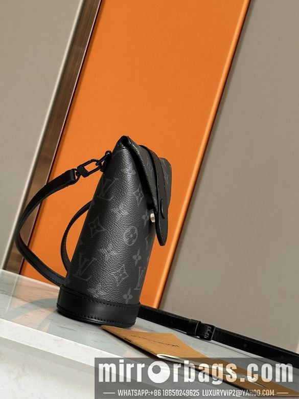 1:1 Louis Vuitton Bags M11613 12.5X18X8.5cm WP